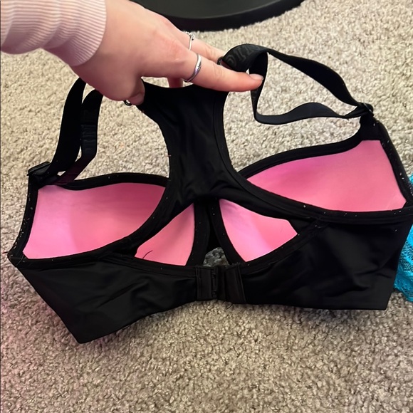 Victoria Secret Racerback Sports Bra Set - Picture 4 of 6